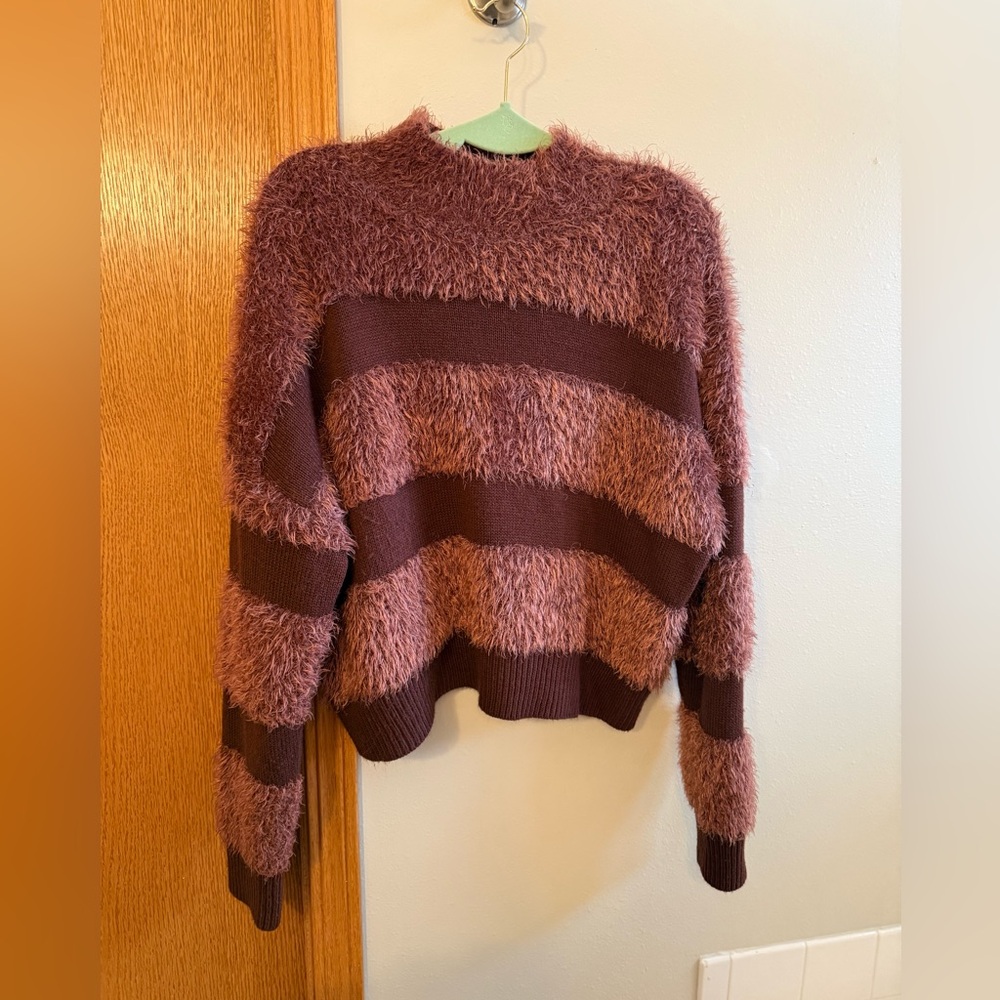 Daytrip Sweater Womens Size L Brown Stretch Soft Furry Striped